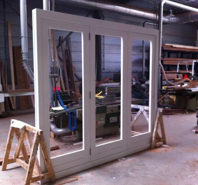 Wit geraamte 3 luiks